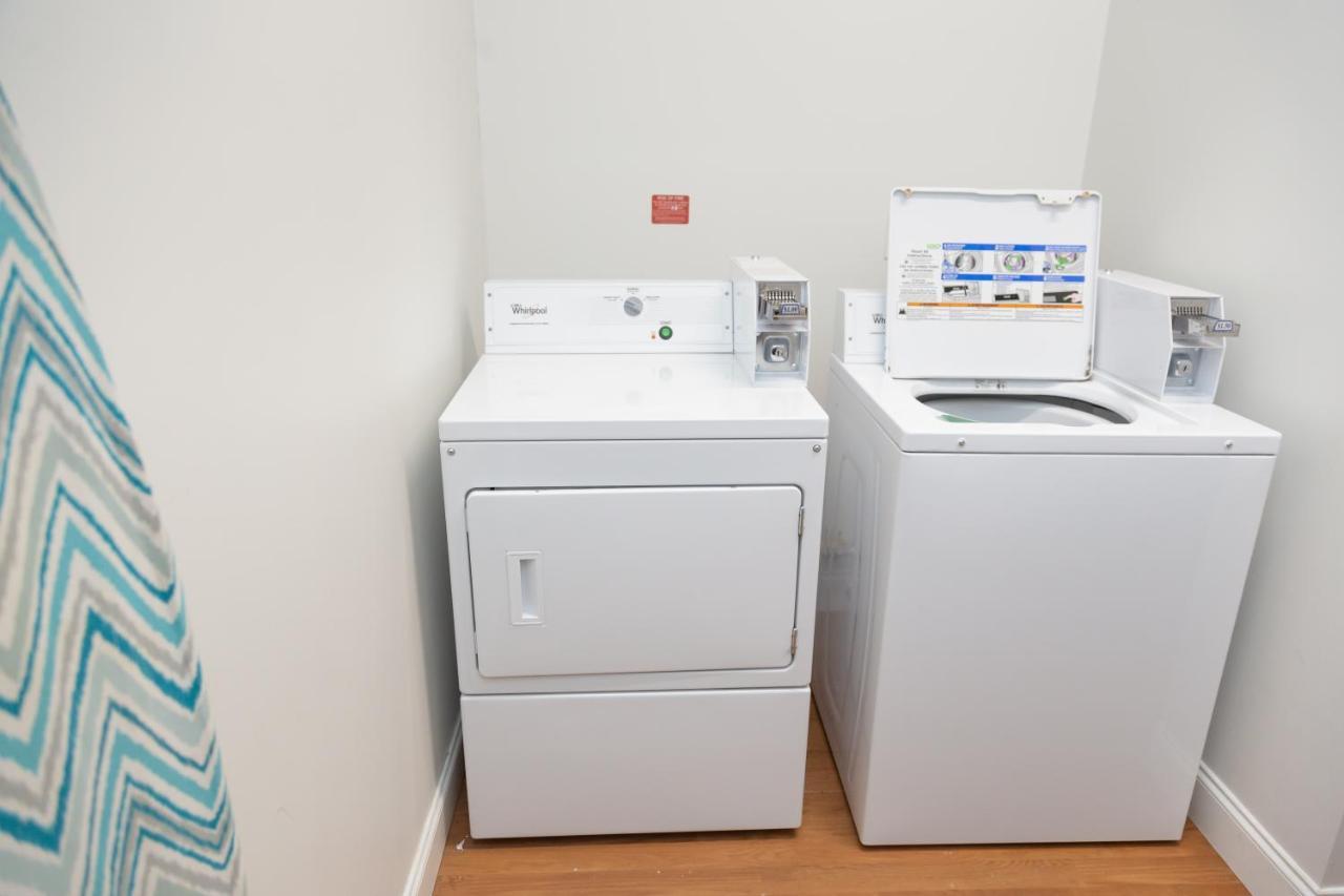 The Acorn Suites Mebane Zewnętrze zdjęcie